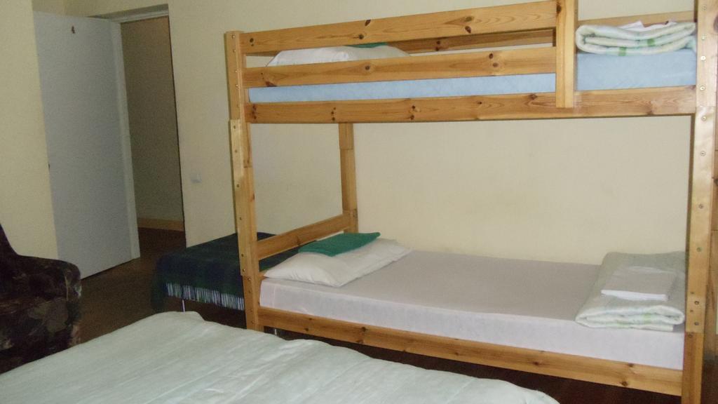 Dome Pearl Hostel Riga Rum bild